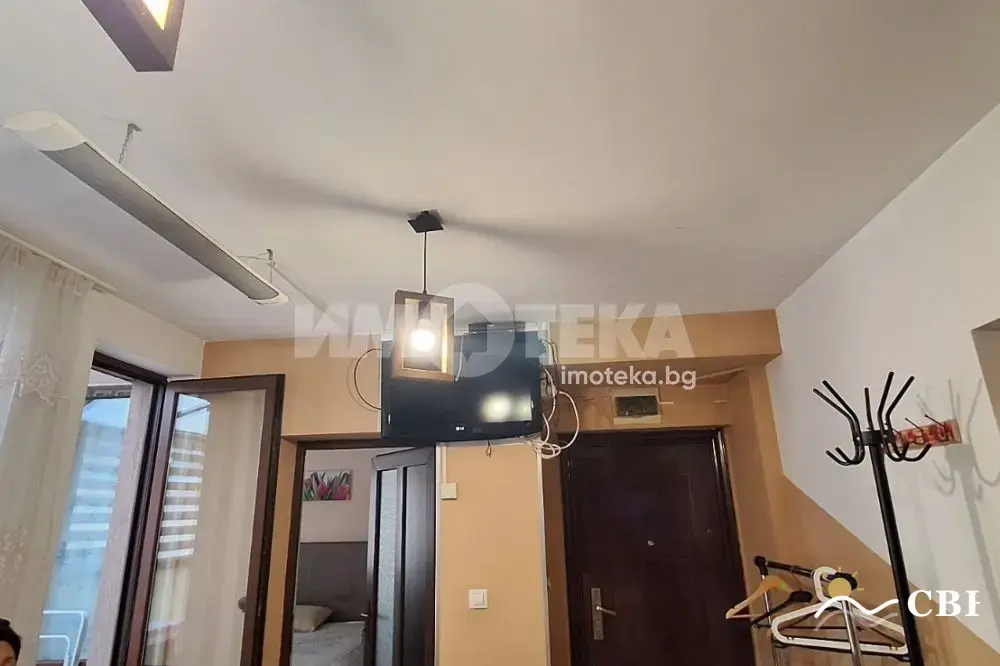Apartment, 2-room, 60 m², in Varna. Photo 5 of 7. Varna, Black Sea, Bulgaria. Cheap Beach Holiday.
