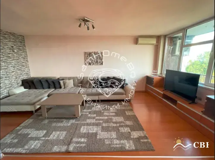 Apartment, 3-room, 130 m², in Varna. Photo 1 of 16. Varna, Black Sea, Bulgaria. Cheap Beach Holiday.
