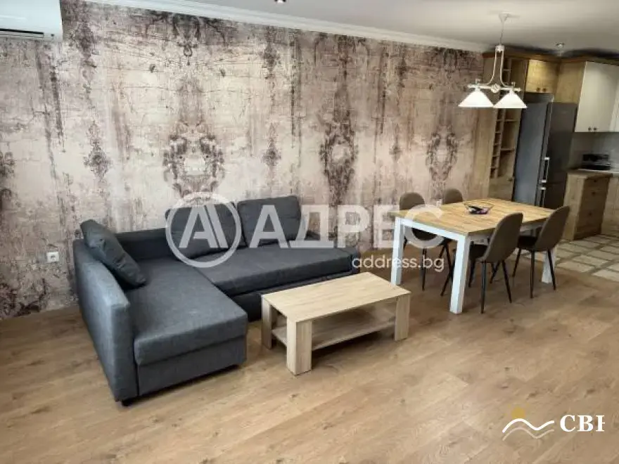 Apartment, 2-room, 70 m², in Varna. Photo 2 of 12. Varna, Black Sea, Bulgaria. Cheap Beach Holiday.