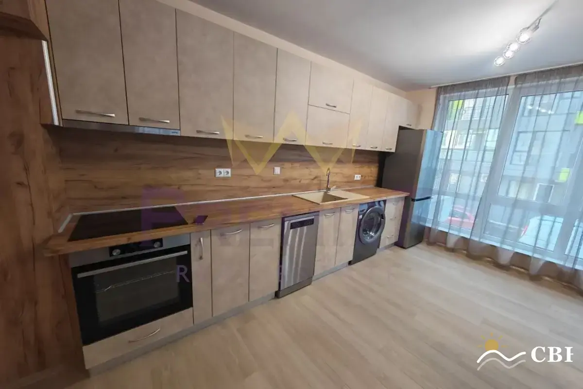 Apartment, 2-room, 60 m², in Izgrev. Photo 2 of 11. Izgrev, Black Sea, Bulgaria. Cheap Beach Holiday.