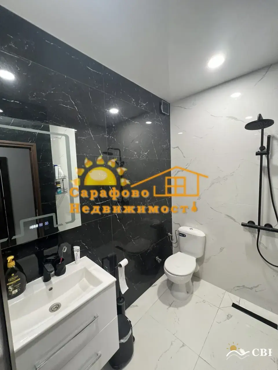 House, 1-room, 116 m², in Pomorie. Photo 9 of 15. Pomorie, Black Sea, Bulgaria. Cheap Beach Holiday.