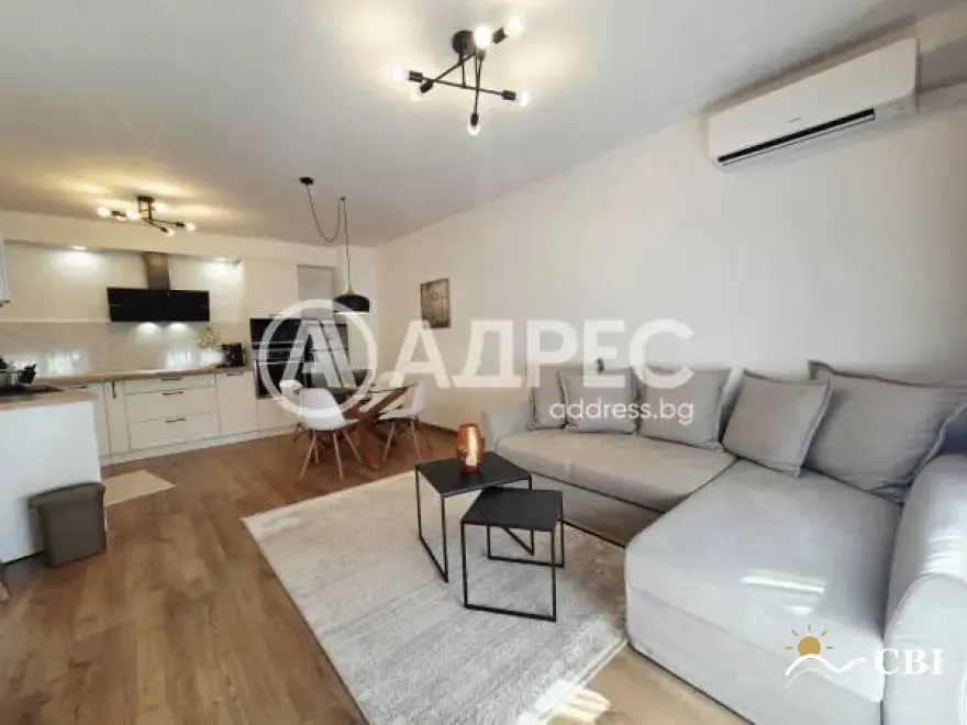 Apartment, 2-room, 75 m², in Varna. Photo 1 of 10. Varna, Black Sea, Bulgaria. Cheap Beach Holiday.