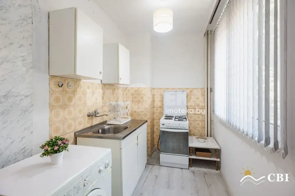 Apartment, 3-room, 90 m², in Varna. Photo 6 of 15. Varna, Black Sea, Bulgaria. Cheap Beach Holiday.