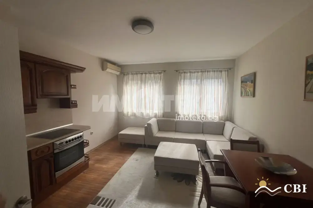 Apartment, 3-room, 90 m², in Varna. Photo 2 of 10. Varna, Black Sea, Bulgaria. Cheap Beach Holiday.