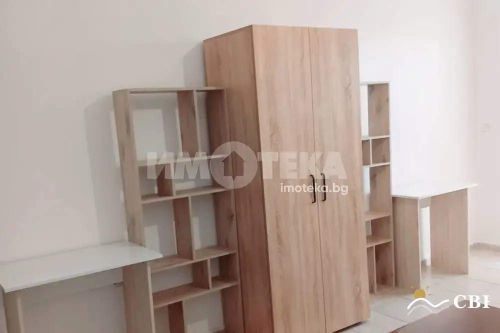 Apartment, 3-room, 74 m², in Varna. Photo 3 of 7. Varna, Black Sea, Bulgaria. Cheap Beach Holiday.