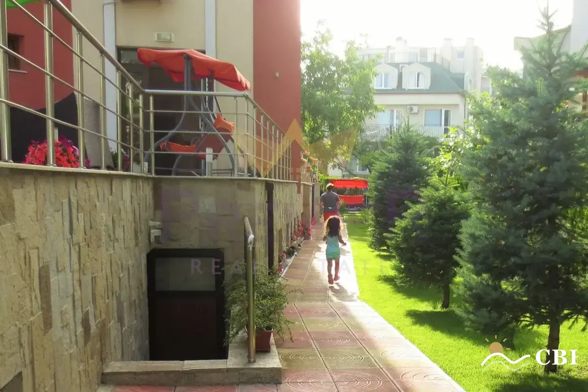 Apartment, 2-room, 50 m², in Varna. Photo 4 of 9. Varna, Black Sea, Bulgaria. Cheap Beach Holiday.