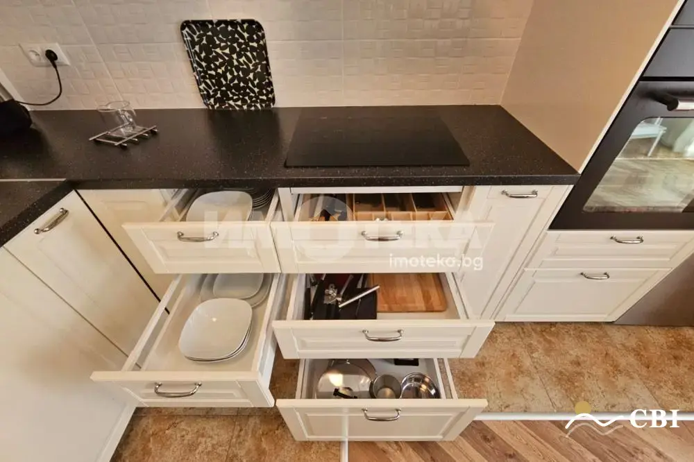 Apartment, 3-room, 110 m², in Varna. Photo 5 of 16. Varna, Black Sea, Bulgaria. Cheap Beach Holiday.