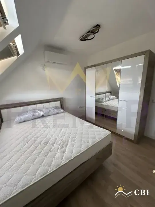 Apartment, 3-room, 115 m², in Izgrev. Photo 3 of 16. Izgrev, Black Sea, Bulgaria. Cheap Beach Holiday.