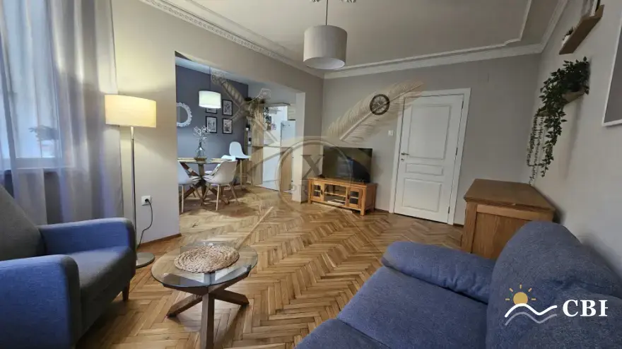 Apartment, 3-room, 100 m², in Varna. Photo 2 of 9. Varna, Black Sea, Bulgaria. Cheap Beach Holiday.