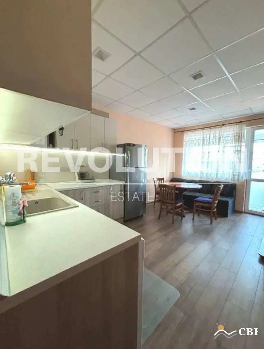 Apartment, 3-room, 70 m², in Varna. Photo 2 of 6. Varna, Black Sea, Bulgaria. Cheap Beach Holiday.