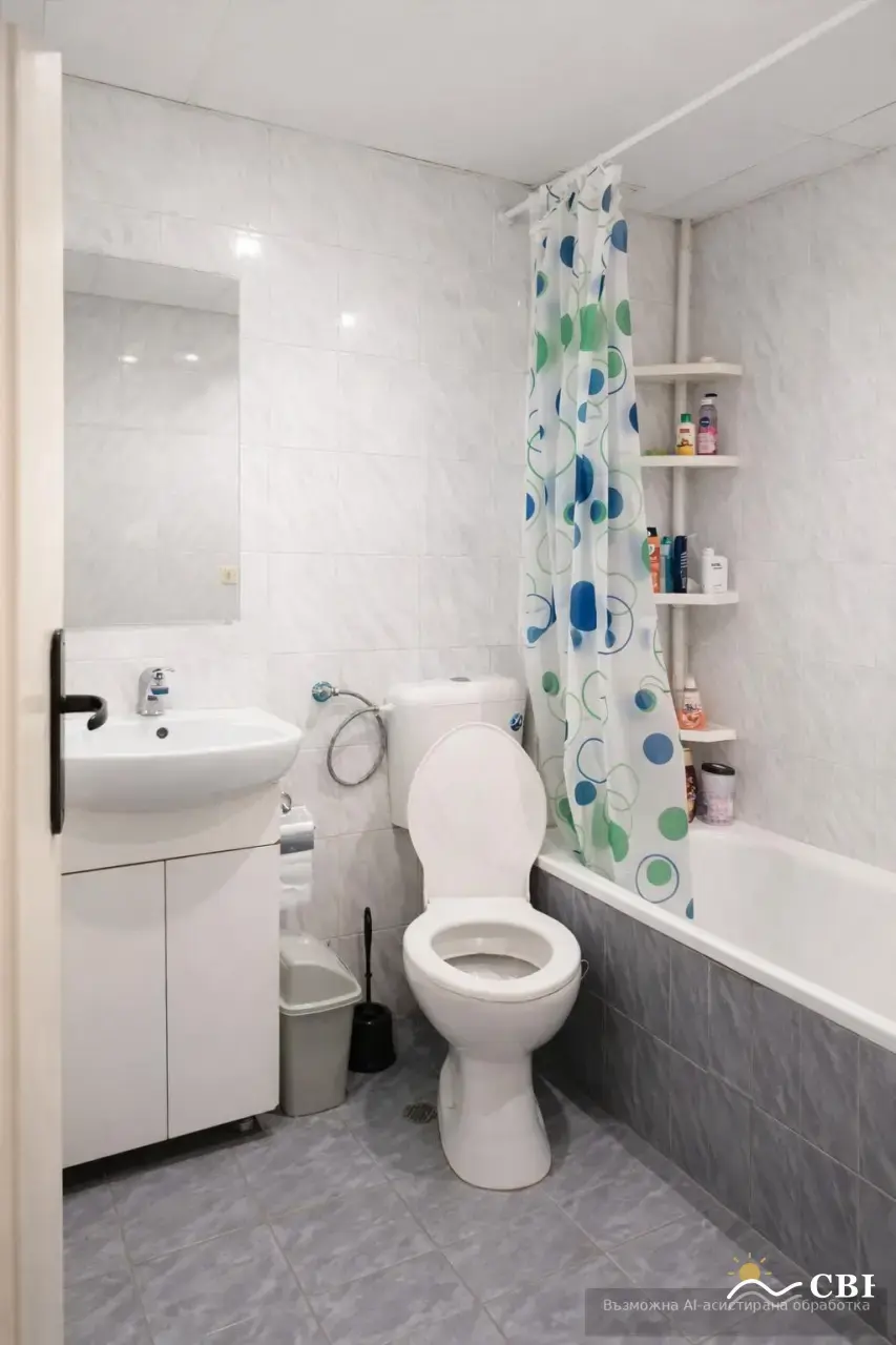 Apartment, 3-room, 75 m², in Varna. Photo 5 of 6. Varna, Black Sea, Bulgaria. Cheap Beach Holiday.