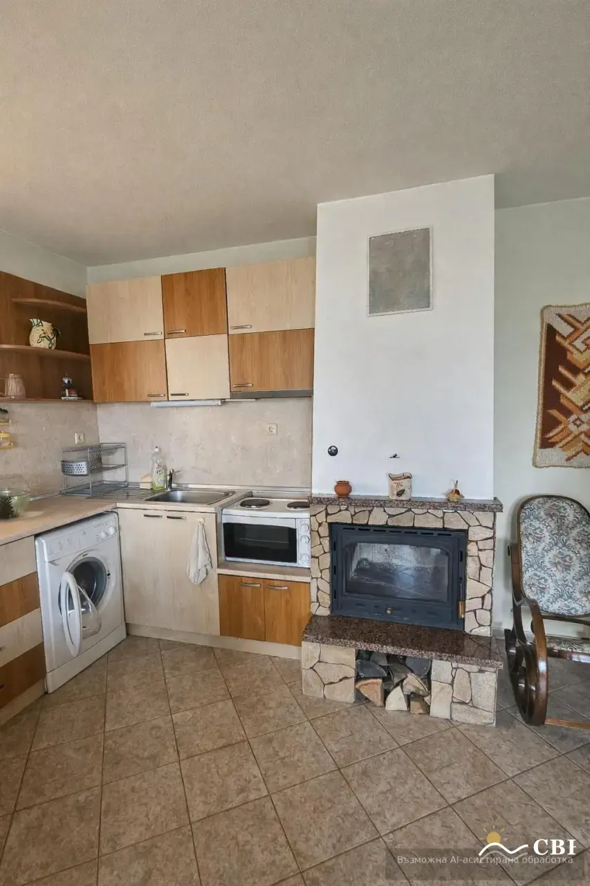House, 2-room, 60 m², in Burgas. Photo 1 of 6. Burgas, Black Sea, Bulgaria. Cheap Beach Holiday.