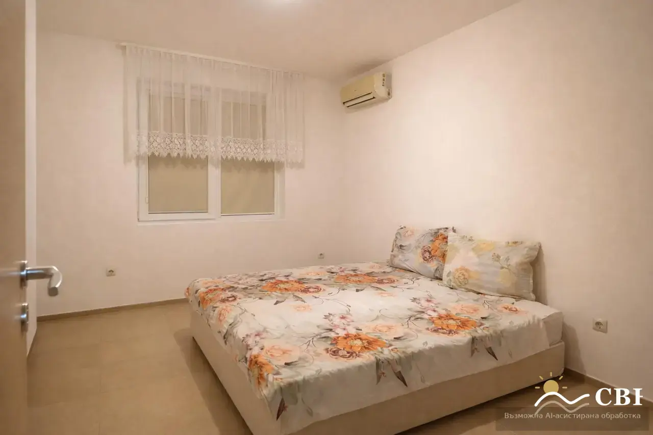 Apartment, 2-room, 65 m², in St. St. Konstantin and Elena. Photo 3 of 5. St. St. Konstantin and Elena, Black Sea, Bulgaria. Cheap Beach Holiday.