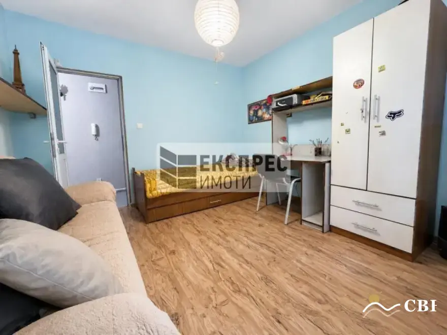 Apartment, 3-room, 85 m², in Varna. Photo 6 of 11. Varna, Black Sea, Bulgaria. Cheap Beach Holiday.