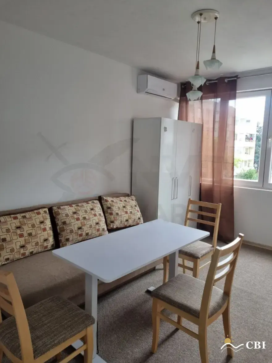 Apartment, 3-room, 86 m², in Varna. Photo 5 of 9. Varna, Black Sea, Bulgaria. Cheap Beach Holiday.