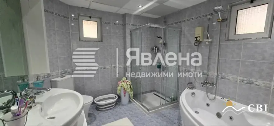 Apartment, 4-room, 97 m², in Varna. Photo 9 of 16. Varna, Black Sea, Bulgaria. Cheap Beach Holiday.