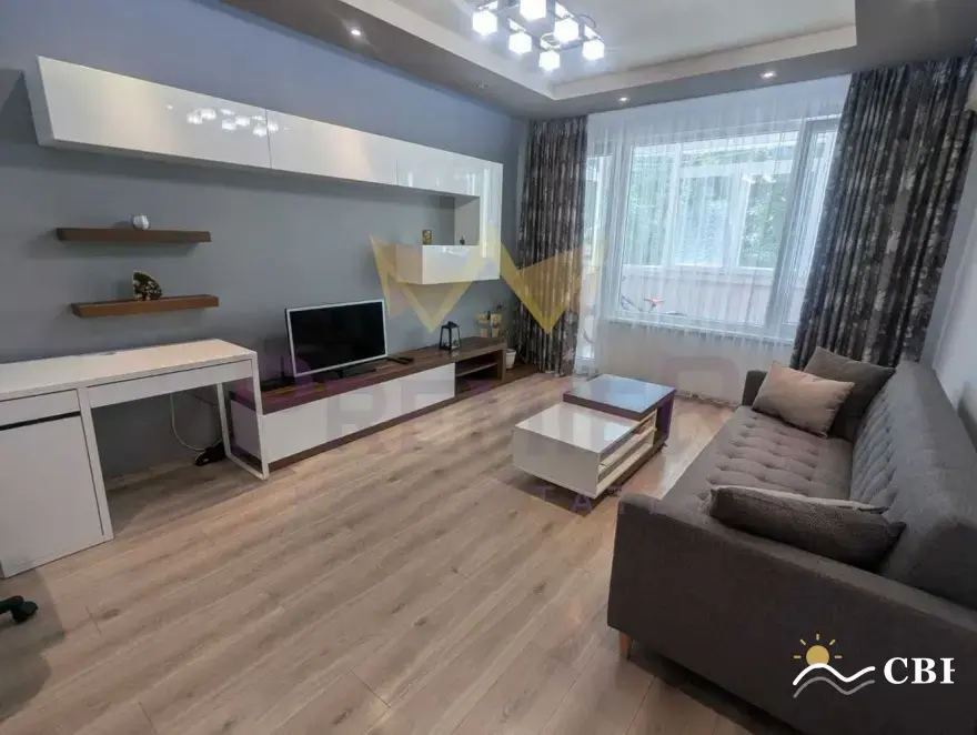 Apartment, 4-room, 95 m², in Varna. Photo 5 of 16. Varna, Black Sea, Bulgaria. Cheap Beach Holiday.