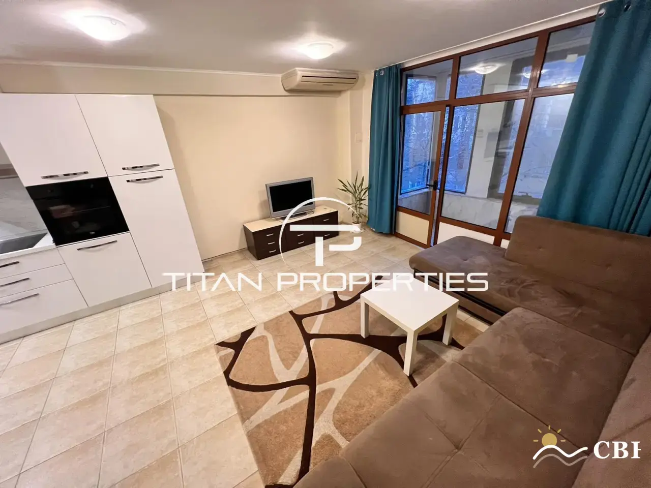 Apartment, 2-room, 85 m², in Burgas. Photo 3 of 8. Burgas, Black Sea, Bulgaria. Cheap Beach Holiday.