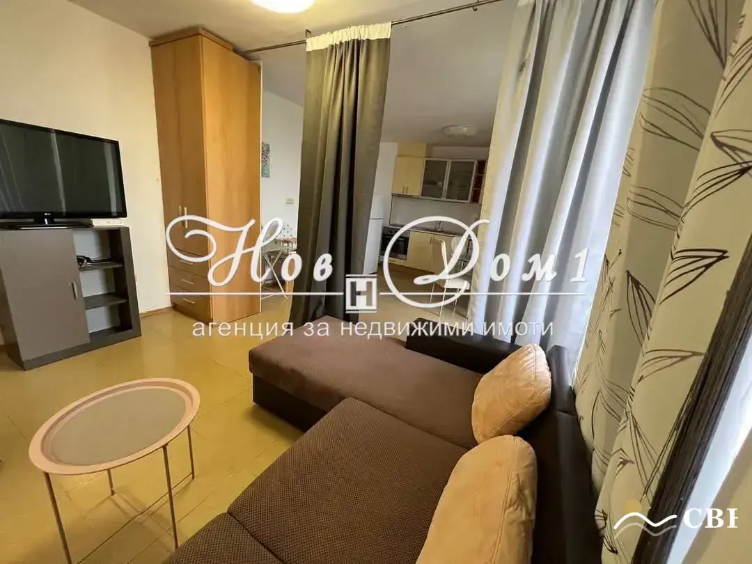 Apartment, 1-room, 75 m², in St. St. Konstantin and Elena. Photo 4 of 14. St. St. Konstantin and Elena, Black Sea, Bulgaria. Cheap Beach Holiday.