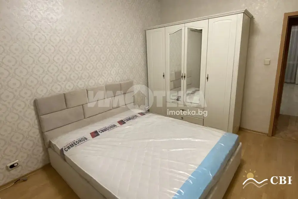 Apartment, 2-room, 65 m², in Varna. Photo 3 of 10. Varna, Black Sea, Bulgaria. Cheap Beach Holiday.