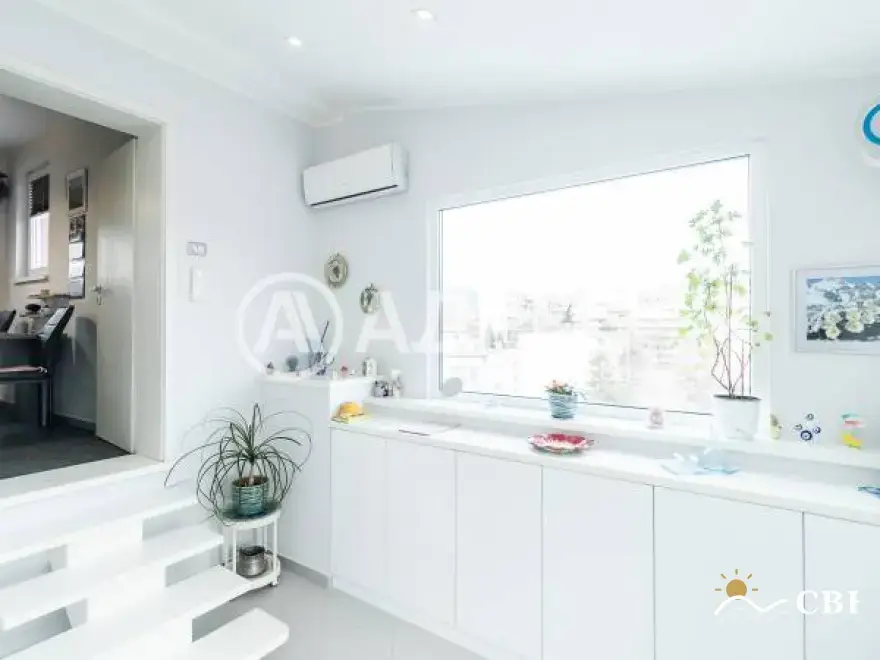 Apartment, 3-room, 144 m², in Varna. Photo 6 of 15. Varna, Black Sea, Bulgaria. Cheap Beach Holiday.