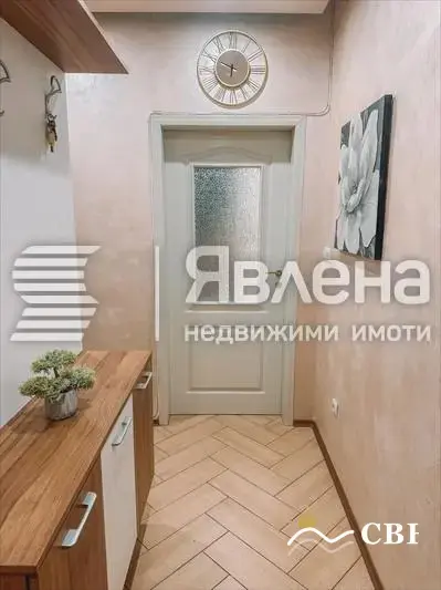 Apartment, 1-room, 65 m², in Varna. Photo 9 of 10. Varna, Black Sea, Bulgaria. Cheap Beach Holiday.