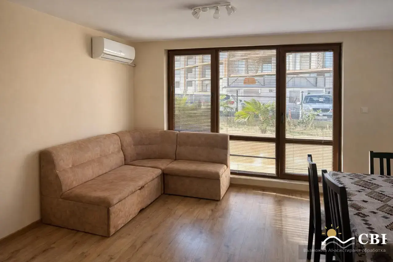 Apartment, 2-room, 50 m², in Burgas. Photo 1 of 6. Burgas, Black Sea, Bulgaria. Cheap Beach Holiday.