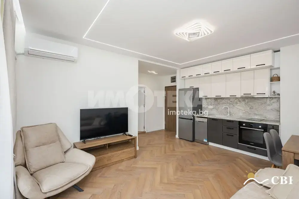 Apartment, 2-room, 60 m², in Varna. Photo 1 of 16. Varna, Black Sea, Bulgaria. Cheap Beach Holiday.