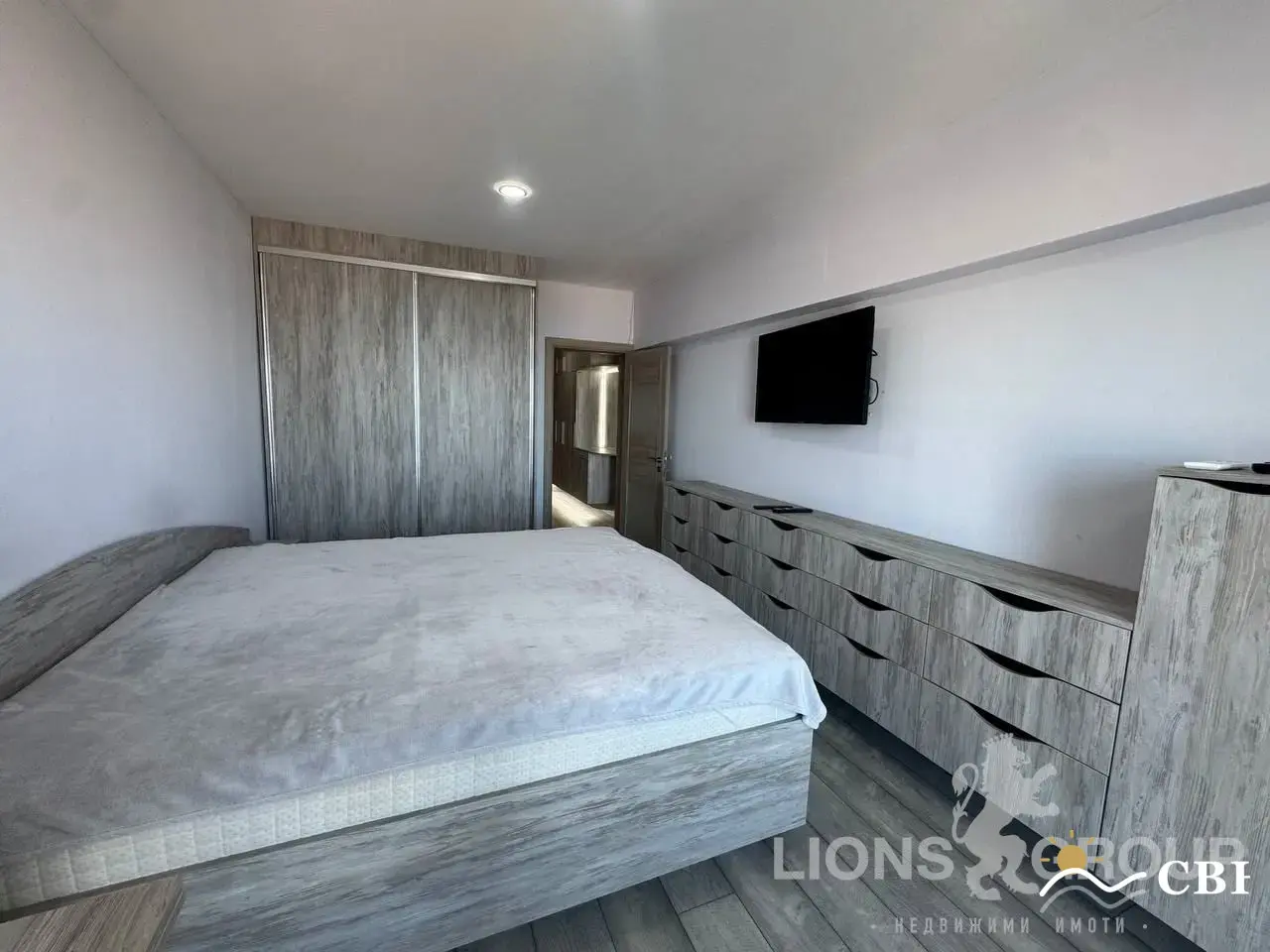 Apartment, 2-room, 65 m², in Varna. Photo 4 of 11. Varna, Black Sea, Bulgaria. Cheap Beach Holiday.