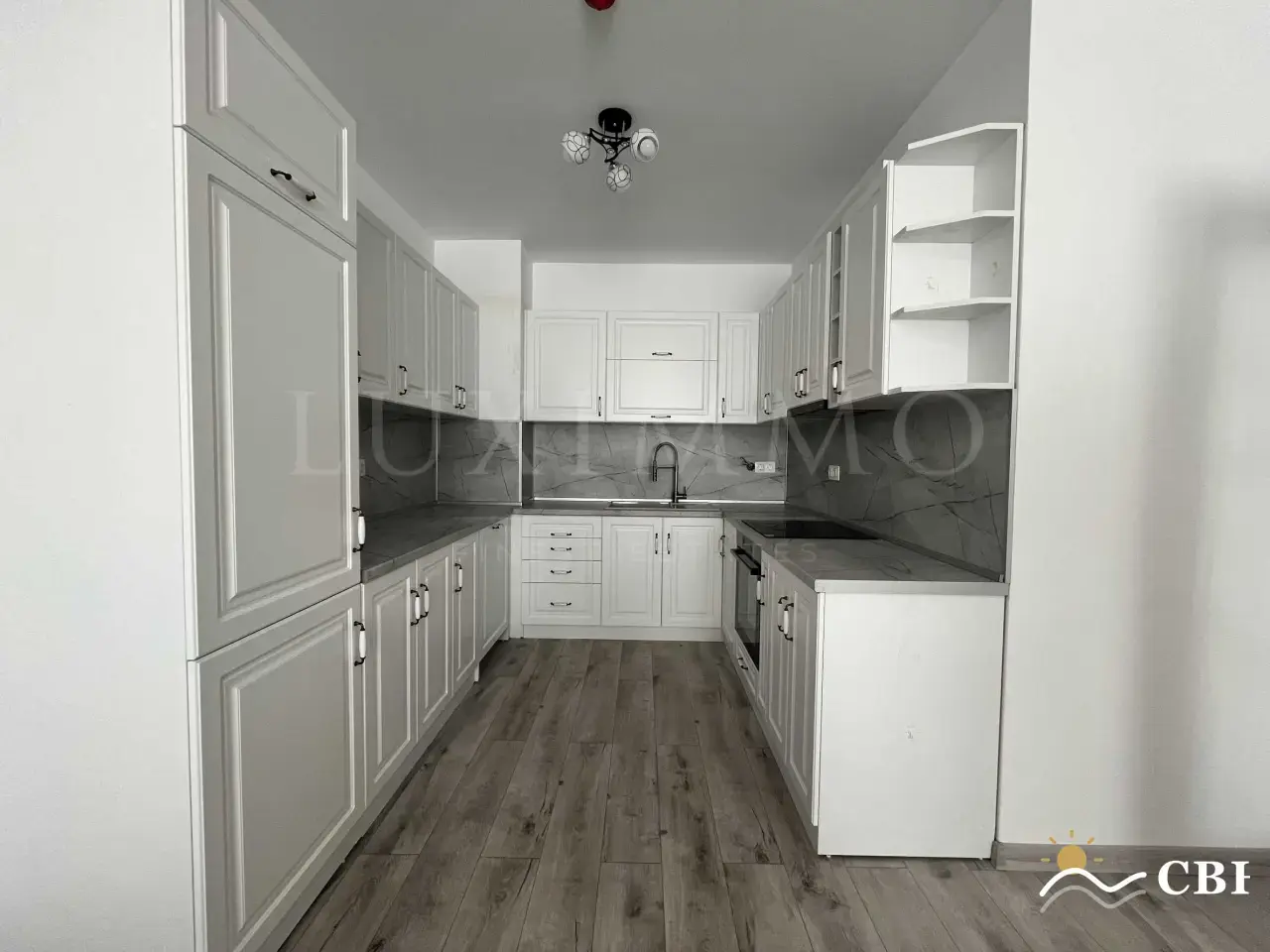 Apartment, 3-room, 132 m², in Burgas. Photo 5 of 16. Burgas, Black Sea, Bulgaria. Cheap Beach Holiday.