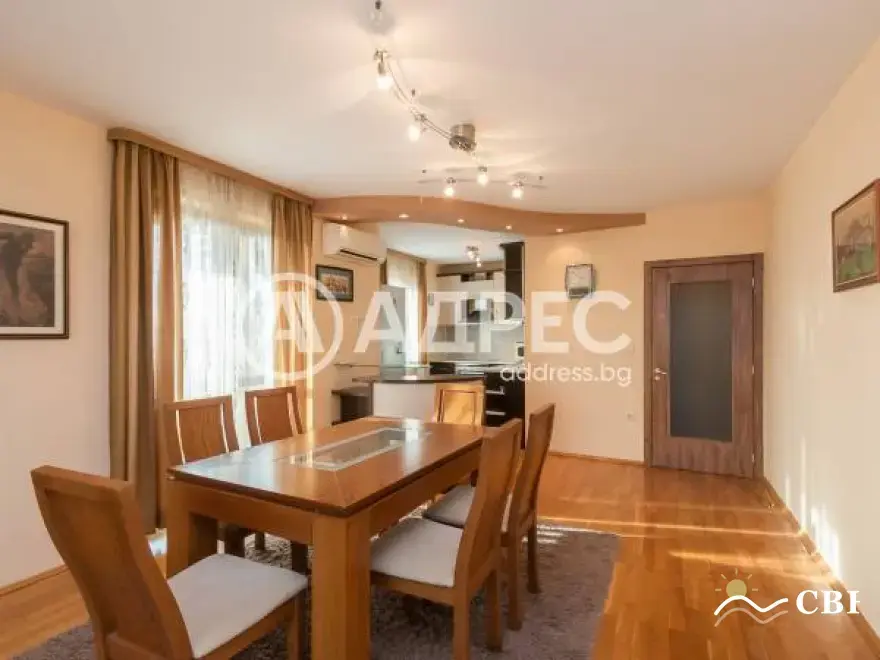 Apartment, 3-room, 130 m², in Varna. Photo 4 of 14. Varna, Black Sea, Bulgaria. Cheap Beach Holiday.