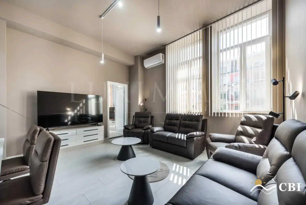 Apartment, 3-room, 110 m², in Varna. Photo 2 of 16. Varna, Black Sea, Bulgaria. Cheap Beach Holiday.