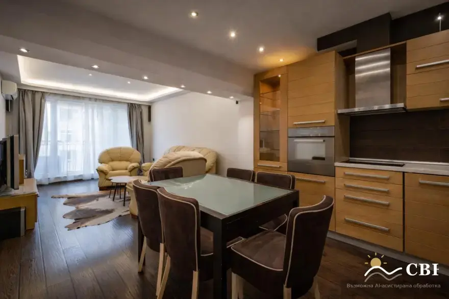Apartment, 3-room, 90 m², in Varna. Photo 3 of 9. Varna, Black Sea, Bulgaria. Cheap Beach Holiday.