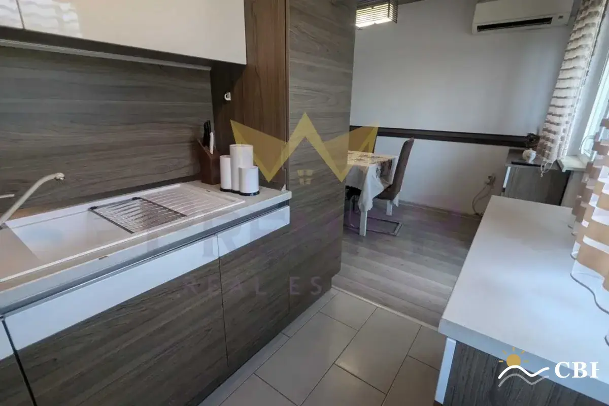 Apartment, 4-room, 95 m², in Varna. Photo 1 of 16. Varna, Black Sea, Bulgaria. Cheap Beach Holiday.