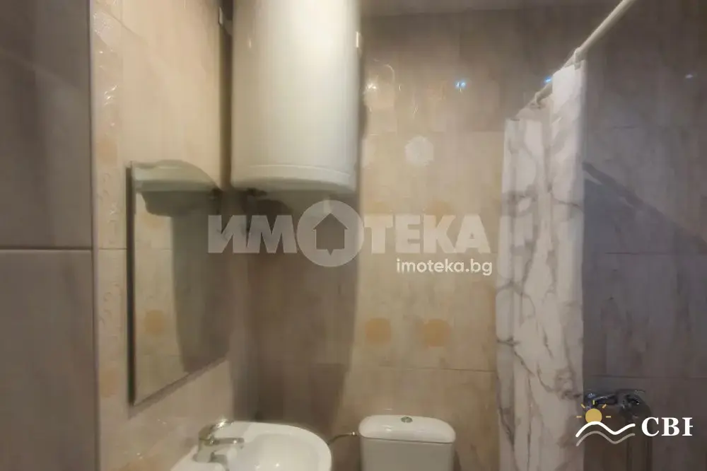 Apartment, 3-room, 60 m², in Varna. Photo 7 of 11. Varna, Black Sea, Bulgaria. Cheap Beach Holiday.