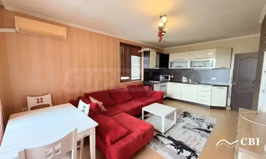 Apartment, 2-room, 60 m², in Burgas. Photo 4 of 12. Burgas, Black Sea, Bulgaria. Cheap Beach Holiday.