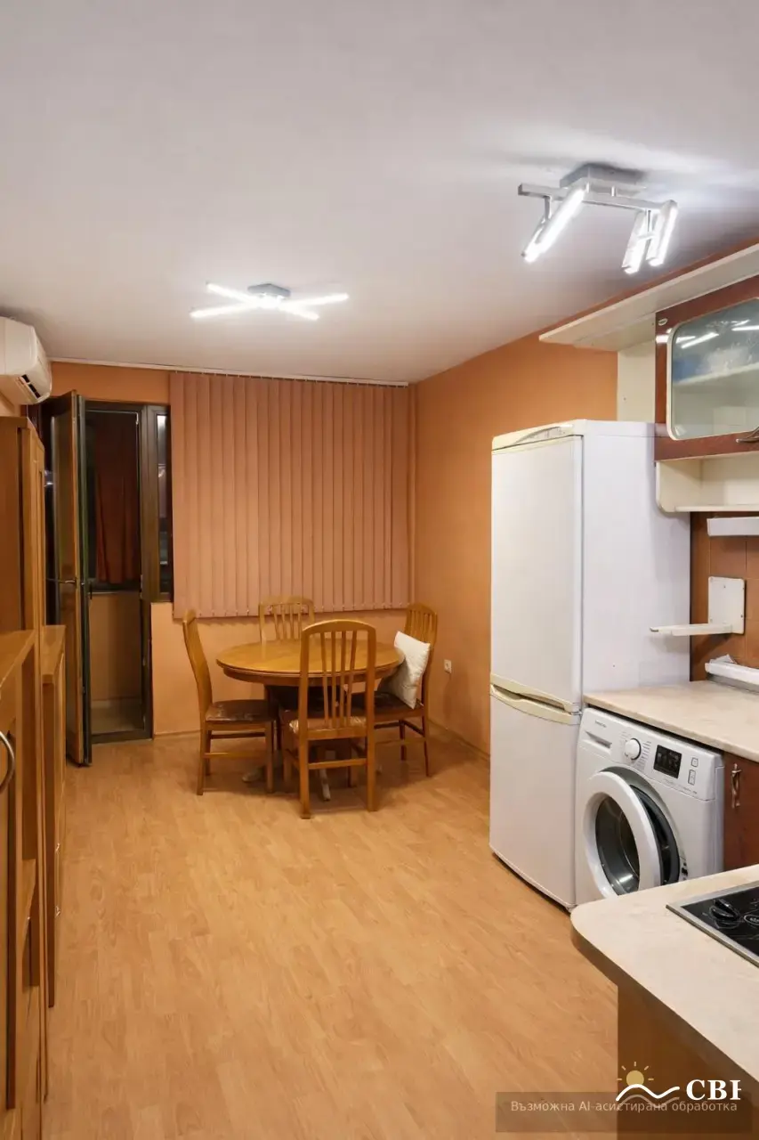 Apartment, 3-room, 65 m², in Varna. Photo 2 of 8. Varna, Black Sea, Bulgaria. Cheap Beach Holiday.