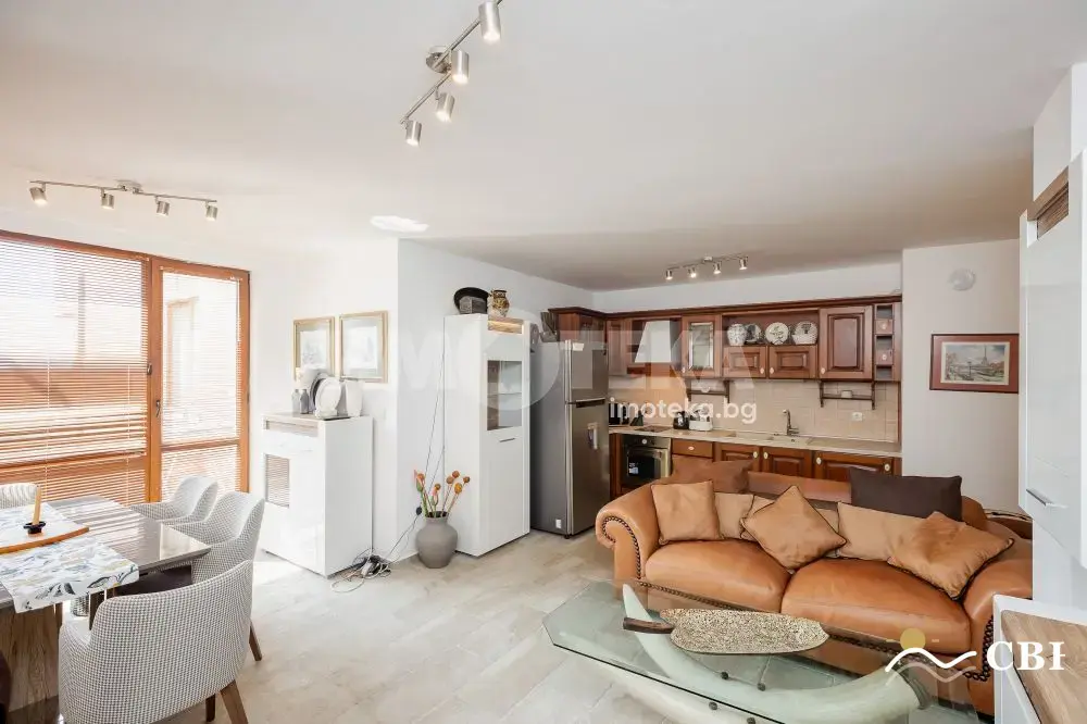 Apartment, 3-room, 100 m², in Varna. Photo 1 of 15. Varna, Black Sea, Bulgaria. Cheap Beach Holiday.