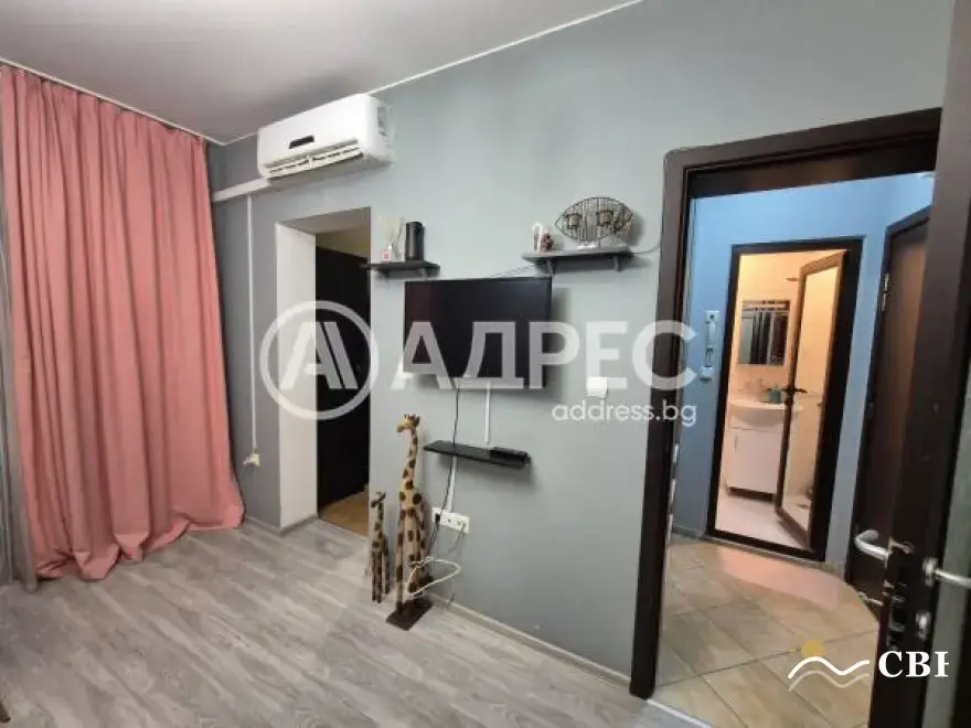 Apartment, 1-room, 40 m², in Varna. Photo 5 of 10. Varna, Black Sea, Bulgaria. Cheap Beach Holiday.