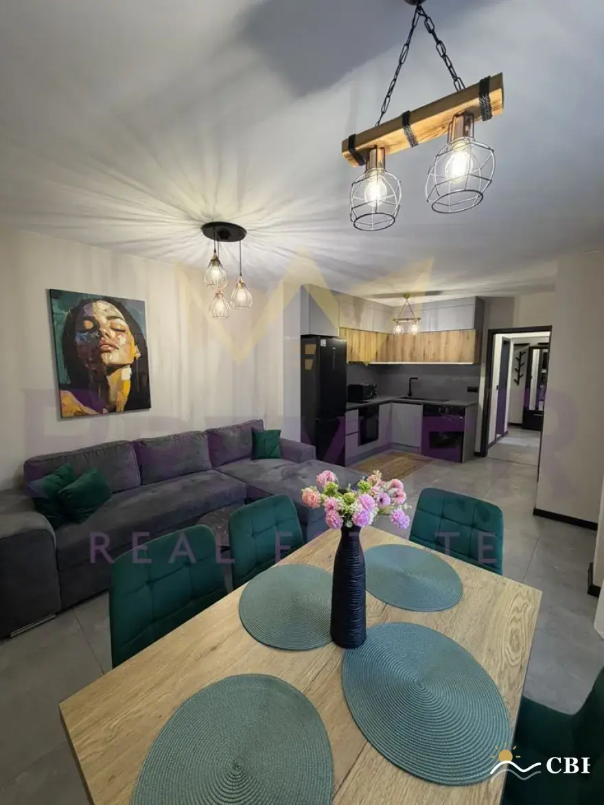 Apartment, 3-room, 80 m², in Varna. Photo 1 of 16. Varna, Black Sea, Bulgaria. Cheap Beach Holiday.
