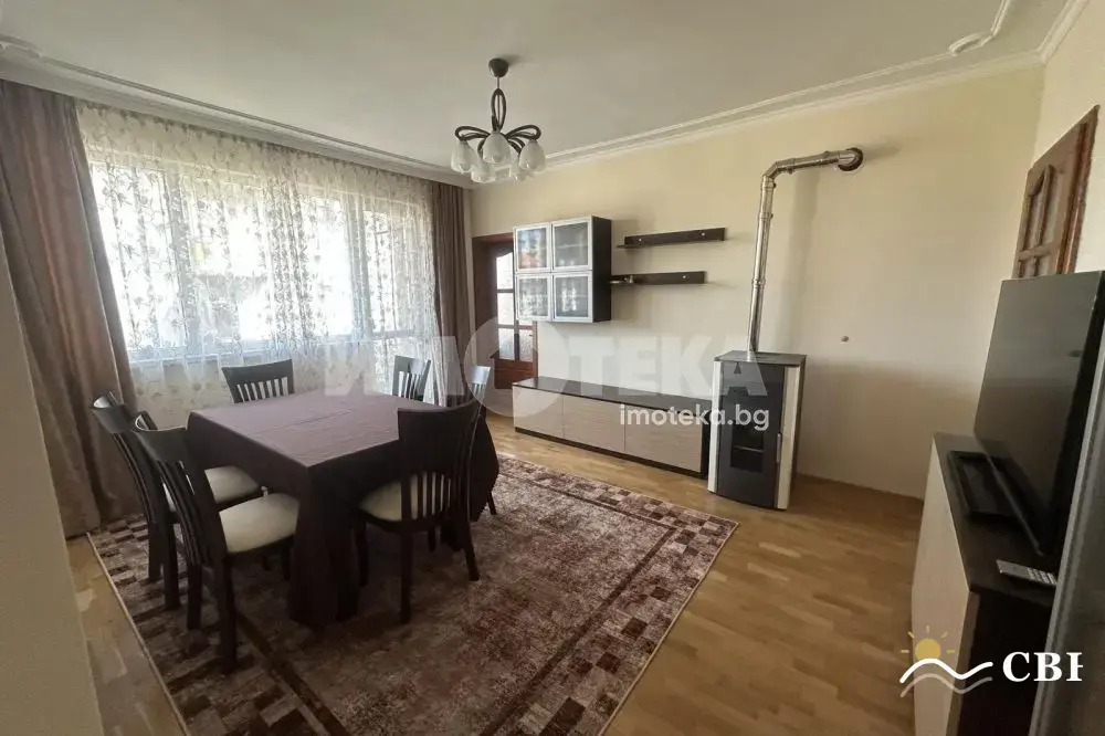 Apartment, 1-room, 110 m², in Vinitsa. Photo 2 of 16. Vinitsa, Black Sea, Bulgaria. Cheap Beach Holiday.