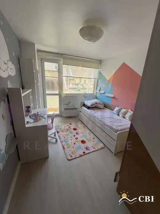 Apartment, 3-room, 80 m², in Varna. Photo 8 of 16. Varna, Black Sea, Bulgaria. Cheap Beach Holiday.