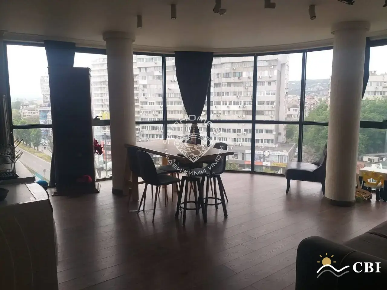 Apartment, 1-room, 65 m², in Varna. Photo 1 of 10. Varna, Black Sea, Bulgaria. Cheap Beach Holiday.