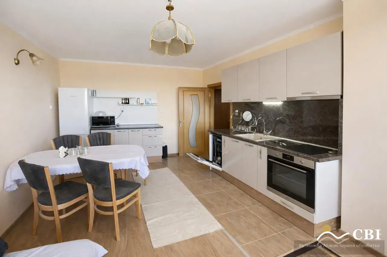 Apartment, 3-room, 80 m², in Varna. Photo 1 of 7. Varna, Black Sea, Bulgaria. Cheap Beach Holiday.