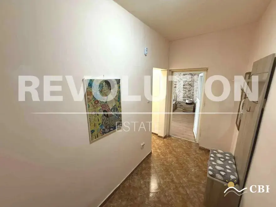 Apartment, 2-room, 50 m², in Varna. Photo 6 of 8. Varna, Black Sea, Bulgaria. Cheap Beach Holiday.