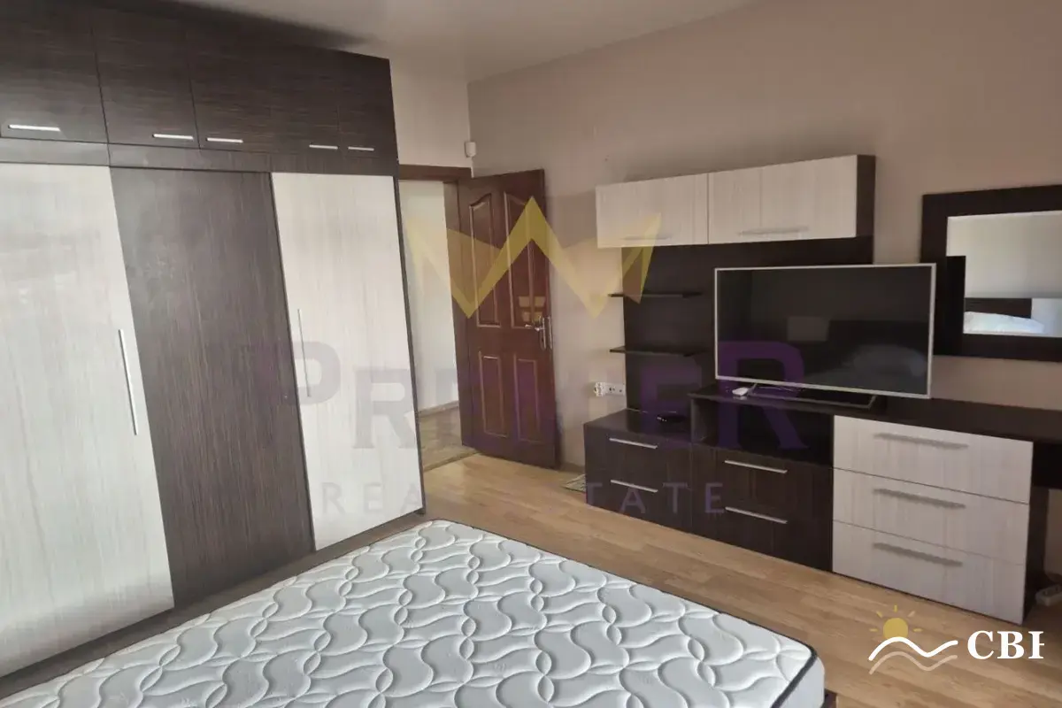 Apartment, 3-room, 100 m², in Varna. Photo 4 of 7. Varna, Black Sea, Bulgaria. Cheap Beach Holiday.