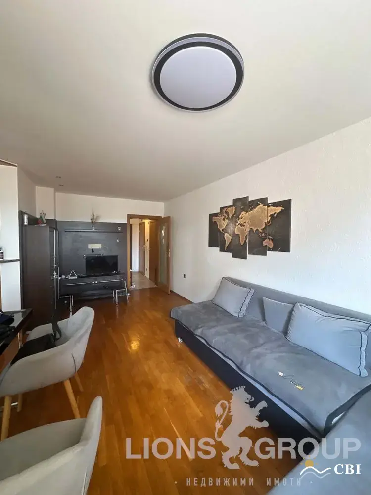 Apartment, 3-room, 90 m², in Varna. Photo 2 of 13. Varna, Black Sea, Bulgaria. Cheap Beach Holiday.