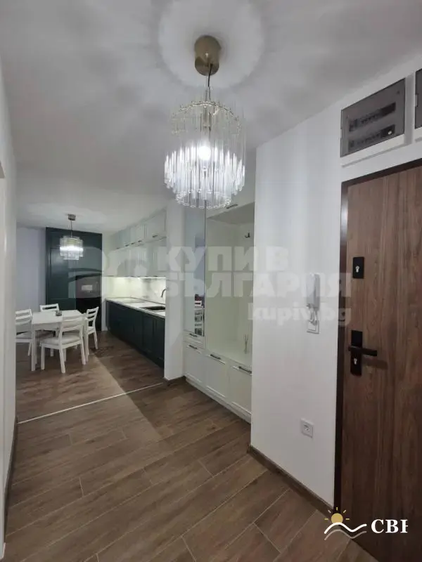 Apartment, 3-room, 100 m², in Varna. Photo 2 of 9. Varna, Black Sea, Bulgaria. Cheap Beach Holiday.