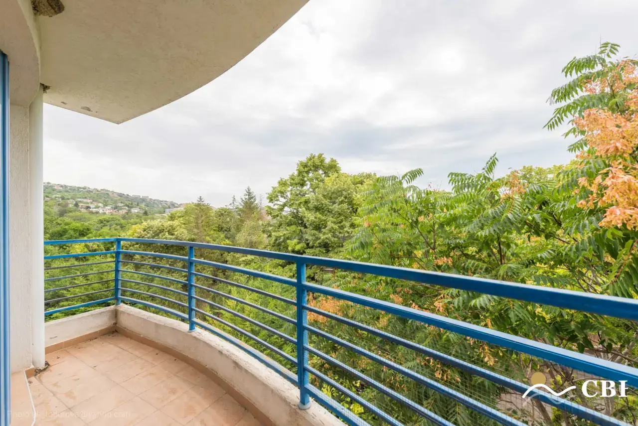 Apartment, 3-room, 97 m², in Balchik. Photo 3 of 16. Balchik, Black Sea, Bulgaria. Cheap Beach Holiday.