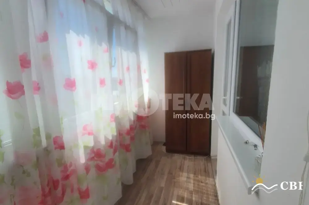Apartment, 3-room, 60 m², in Varna. Photo 4 of 10. Varna, Black Sea, Bulgaria. Cheap Beach Holiday.